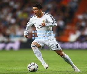 澳客足彩网站-睢冉开场33秒意外伤退，山东队长本轮比赛遭遇悲剧性转折